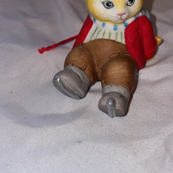 Kitty Cucumber Vintage Holiday Christmas Cat Ice Skater Ornament 1985 - Picture 4 of 12